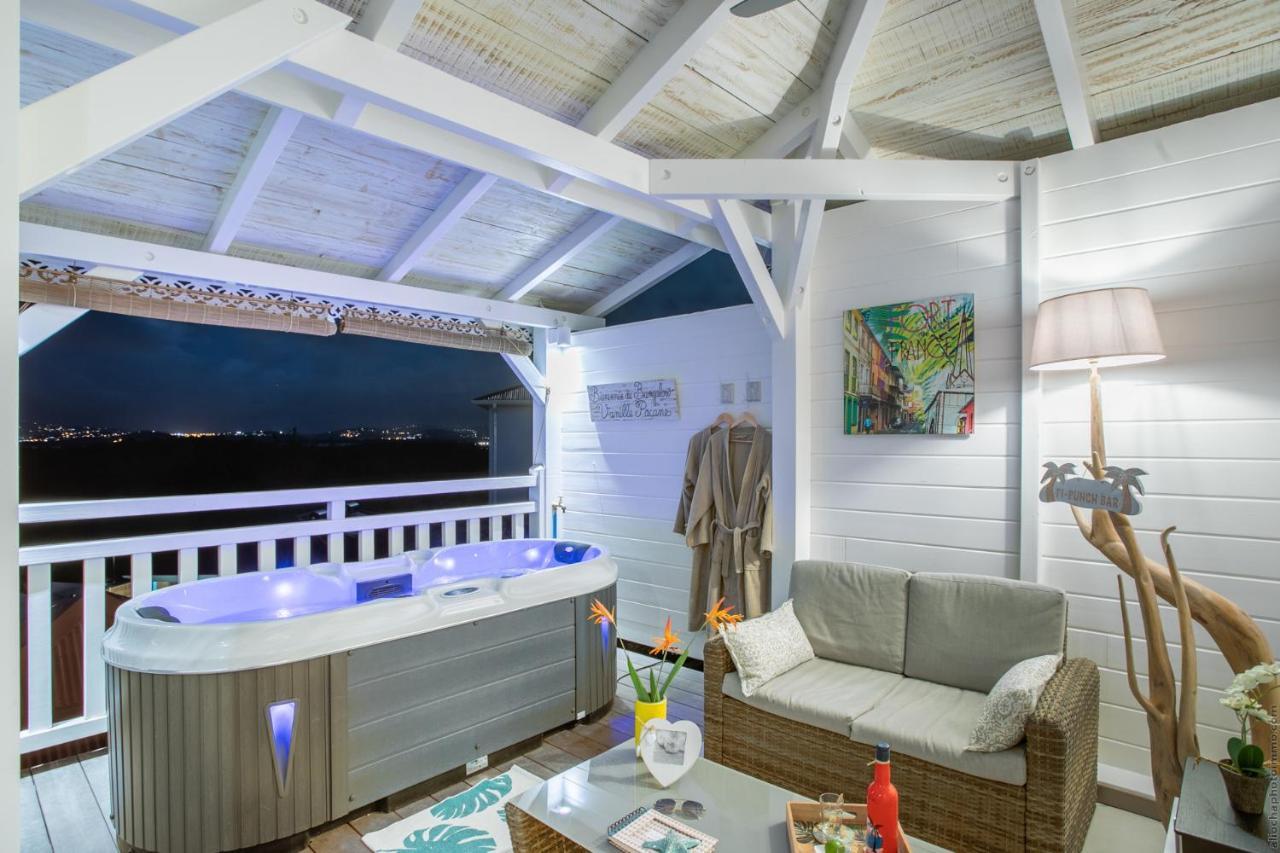 Bungalow Vanille Pacane - Vue Mer Avec Spa Prive Les Trois-Ilets Exteriér fotografie