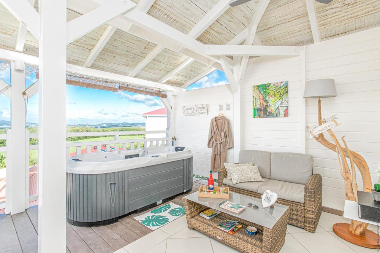 Bungalow Vanille Pacane - Vue Mer Avec Spa Prive Les Trois-Ilets Exteriér fotografie