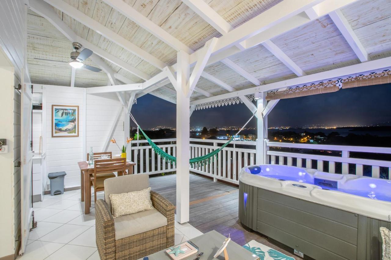 Bungalow Vanille Pacane - Vue Mer Avec Spa Prive Les Trois-Ilets Exteriér fotografie